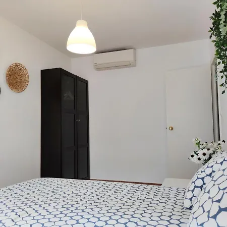 Apartamento En C/ Genoveva Torres Morales Appartement *